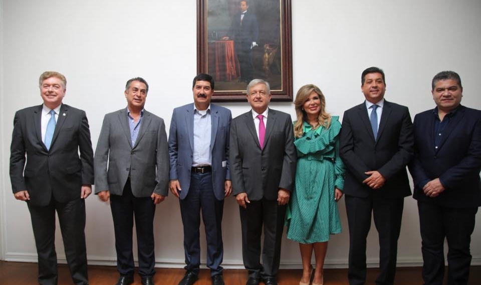 Pide Riquelme a AMLO incluír a Cinco Manantiales en la franja fronteriza