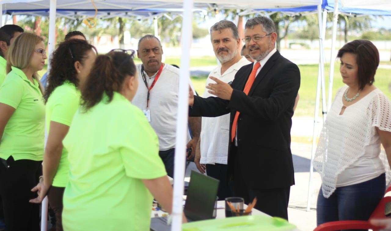 Ofertan más de 500 vacantes en Feria del Empleo