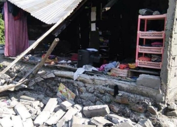 Sismo de magnitud 7.5 sacude Indonesia