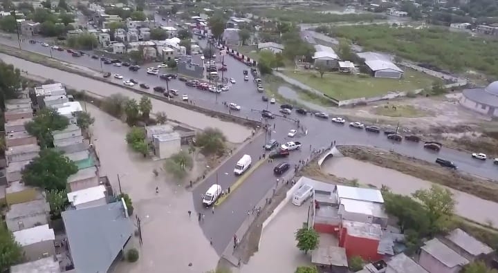 Caos por intensa lluvia en Piedras Negras