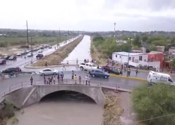 Caos por intensa lluvia en Piedras Negras