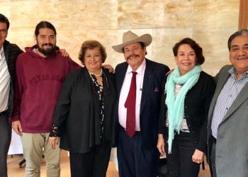 Legisladores de Morena por Coahuila sostienen reunión