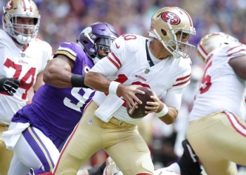 Vikings le propinan primera derrota a Garoppolo al mando de los 49ers