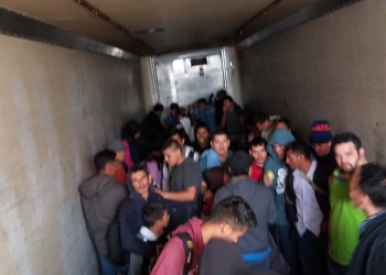 Aseguran a 157 migrantes