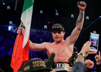 Canelo Álvarez se convirtió en el peleador mejor pagado del Boxeo