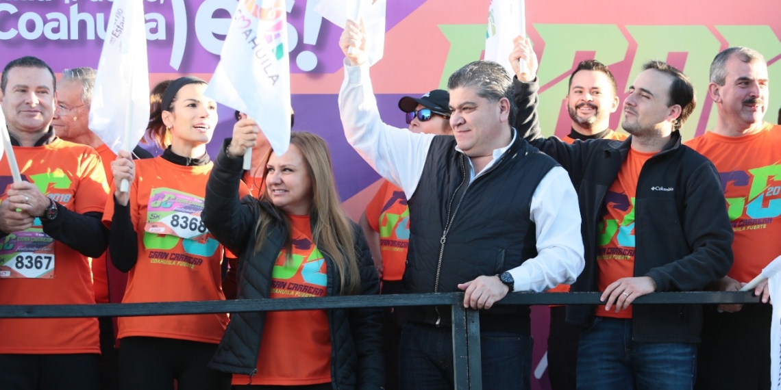 Llevan a cabo la “Gran Carrera Coahuila Fuertes contra el Cáncer 2018”