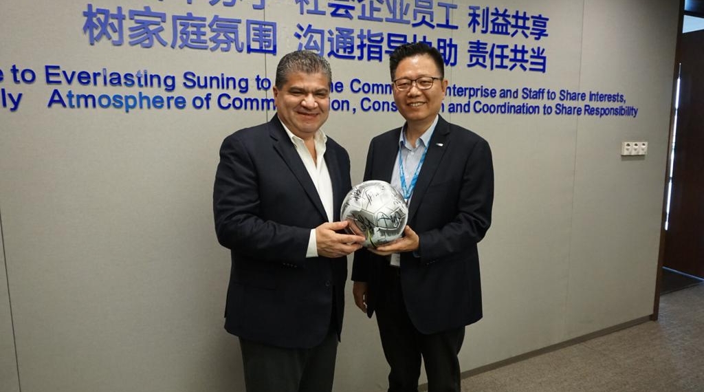 Equipo de fútbol Sunning pide amistoso con Santos Laguna