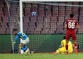 Napoli derrota al subcampeón Liverpool con un marcador de 1-0