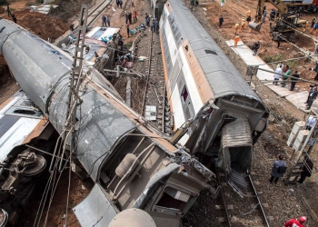 Descarrila tren en Marruecos, deja 7 muertos