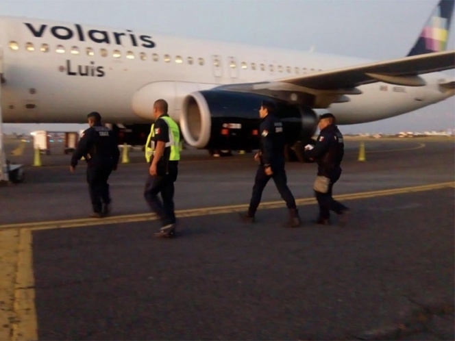 Por supuesta amenaza de bomba activan protocolos de seguridad en el AICM