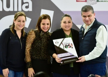 Entrega gobierno del estado 236 escrituras a familias nigropetenses