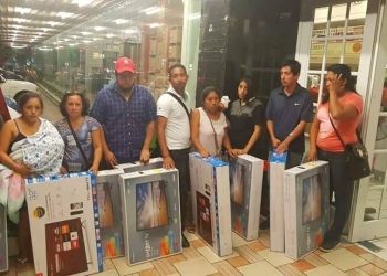 Empleado se endeudó con más de 200 mil en Buen Fin por error