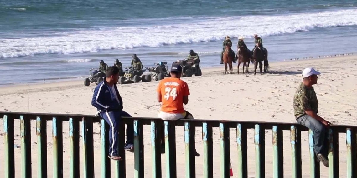 Patrulla Fronteriza realiza maniobras por centroamericanos