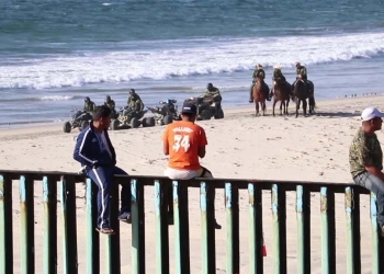 Patrulla Fronteriza realiza maniobras por centroamericanos