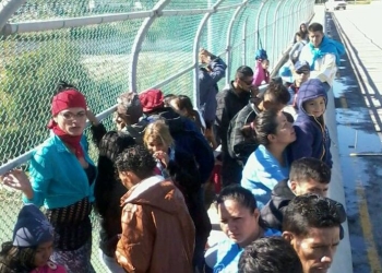 Se mantienen familias Hondureñas en Puentes Internacionales