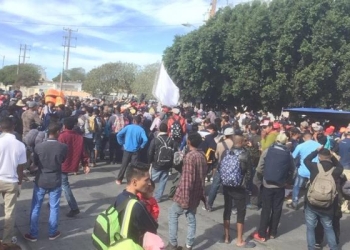 Alcalde de Tijuana declara crisis humanitaria por migrantes
