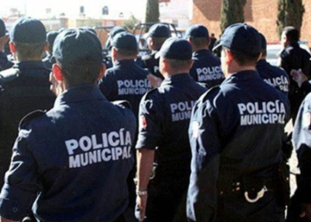Entregan estímulos a elementos de la policía municipal
