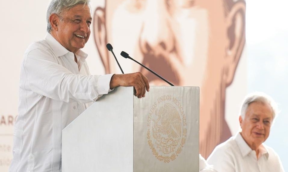 Anuncia López Obrador un millón de pensiones a discapacitados en pobreza
