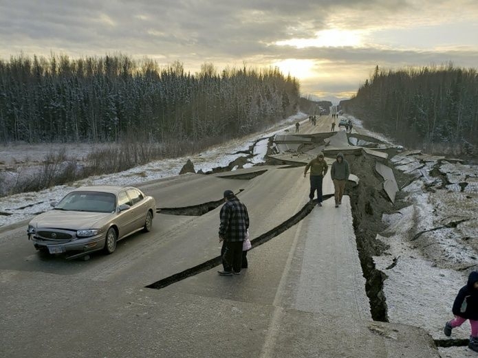 Alaska es declarada zona de desastre tras demoledor terremoto