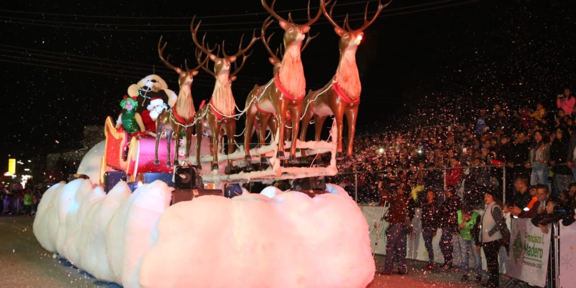 Fuerza Coahuila lleva espíritu navideño a hogares coahuilenses