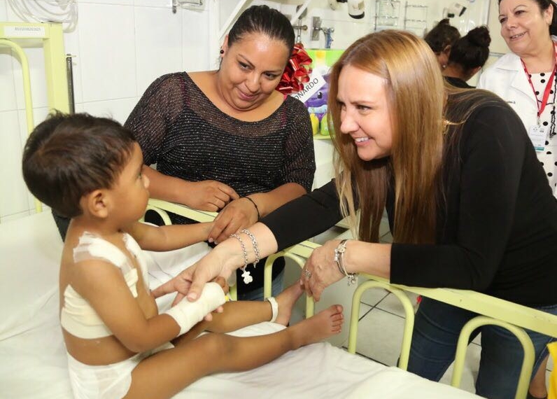 Menores beneficiados con el programa “Corazón a Corazoncito”