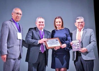 Presentan Libro “Hagamos Historia”