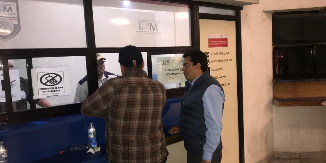Delegado Federal supervisa trato a Paisanos