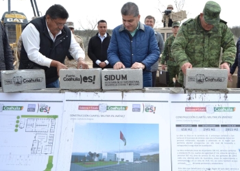 Coloca MARS primera piedra del cuartel militar en Jiménez