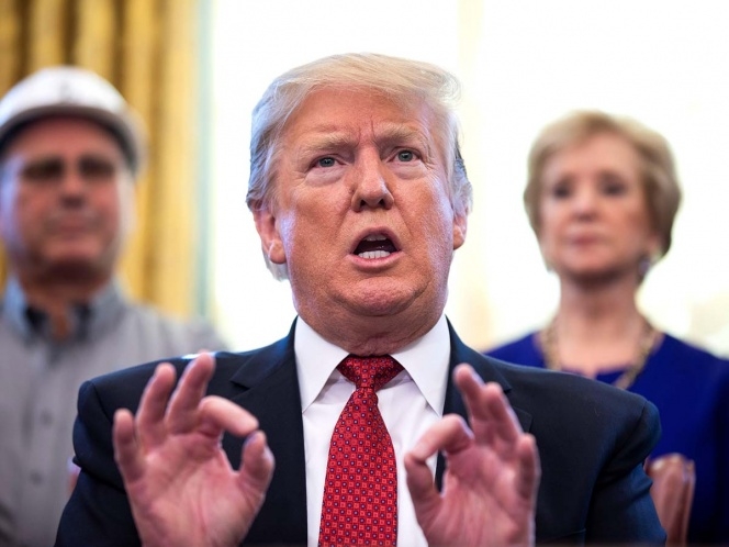 Trump amenaza con reelección; recauda 106 mdd para campaña