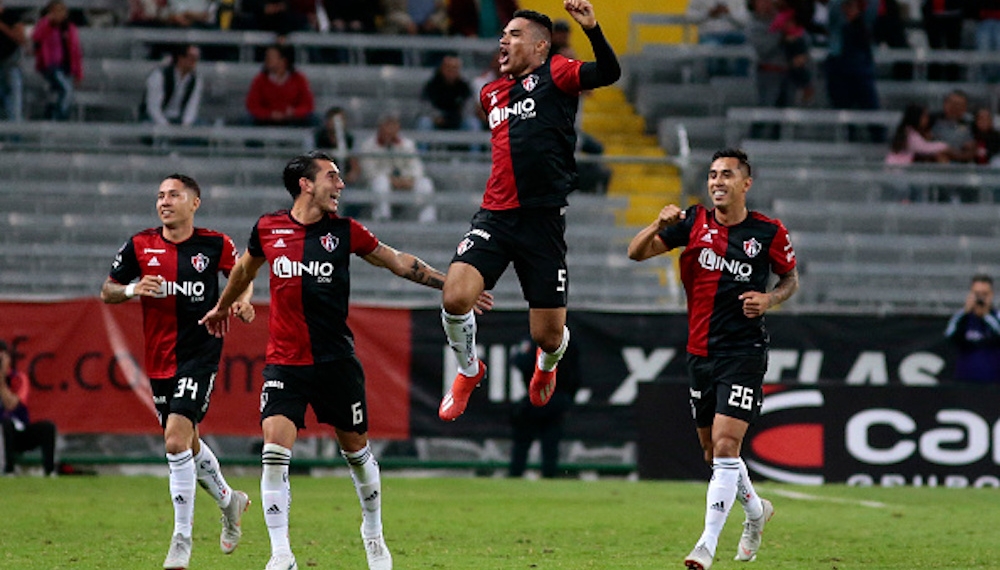 Atlas gana su primer triunfo en casa