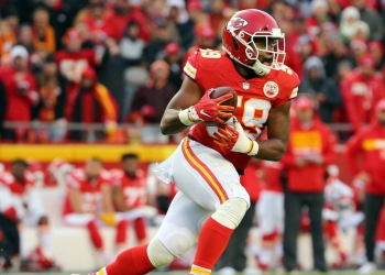 Chiefs acaban con la “maldición” en playoffs contra los Colts