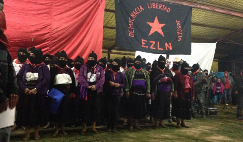 EZNL cumple 25 aniversario y afirma que no aprueban el Tren Maya
