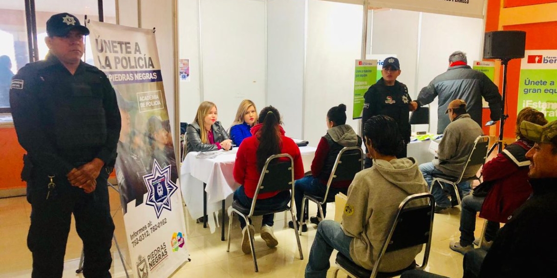 Realizan primera feria del empleo del 2019