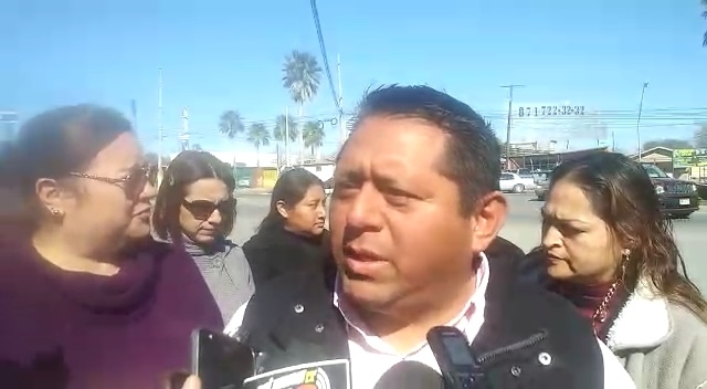 Despido masivo de Maestros de Inglés en Acuña