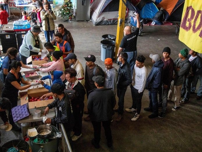 Centroamericanos solicitan empleo en Baja California