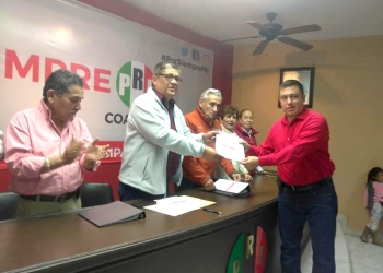 Reeligen a Raúl Vela en el PRI