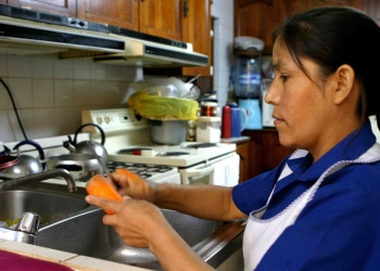 Tras “Roma”, IMSS estrena programa piloto para trabajadoras del hogar