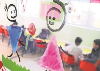 Niegan escuela a niña que fue abusada sexualmente