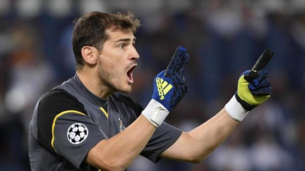Iker Casillas impone record en la Champions League