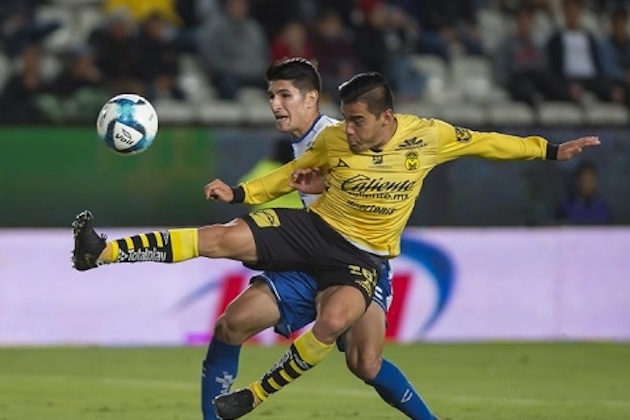 Tuzos triunfan ante el Monarcas