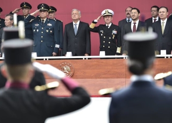 Conmemoran 106 Aniversario de la Marcha de la Lealtad en el Castillo de Chapultepec