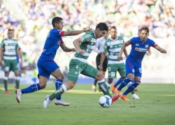 Cruz Azul se prepara para recibir al Santos Laguna