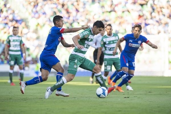 Cruz Azul se prepara para recibir al Santos Laguna