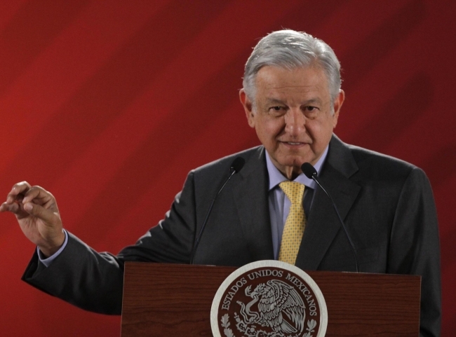 López Obrador garantiza igualdad entre hombres y mujeres