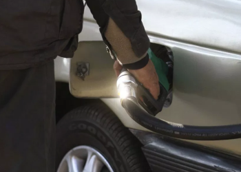 Litro de gasolina Magna será 1.50 pesos más barato desde el 30 de marzo