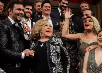 Hospitalizan a Silvia Pinal por problemas respiratorios
