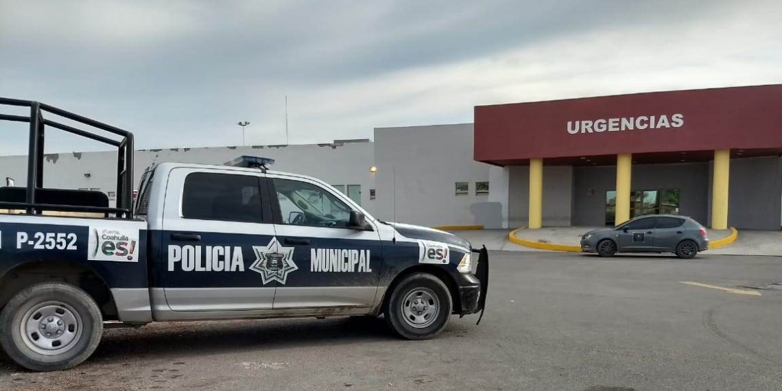Hombre es navajeado por expareja de su esposa