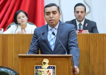 Expulsan a diputado de Morena tras oponerse a matrimonio igualitario y aborto