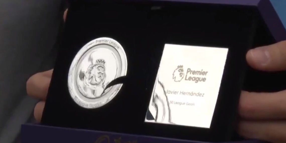 Premier League premia al “Chicharito”