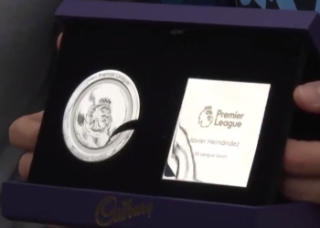 Premier League premia al “Chicharito”